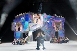 Une scène du spectacle Crystal, du Cirque du Soleil. Crédit photo : Olivier Brajon / Courtoisie Production